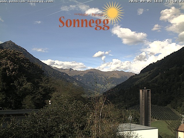 Archiv Foto Webcam Saltaus bei Meran: Hotel Sonnegg