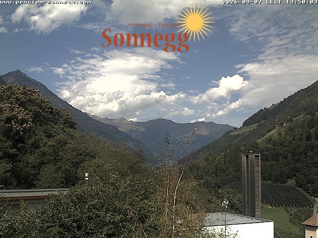 Archiv Foto Webcam Saltaus bei Meran: Hotel Sonnegg