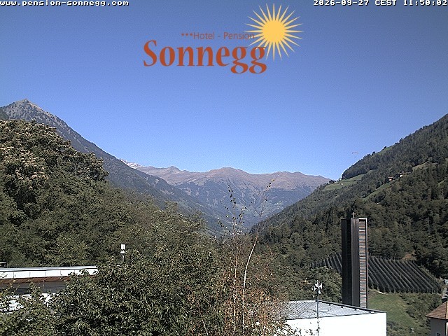Archiv Foto Webcam Saltaus bei Meran: Hotel Sonnegg