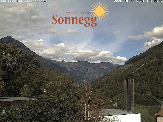 Archiv Foto Webcam Saltaus bei Meran: Hotel Sonnegg