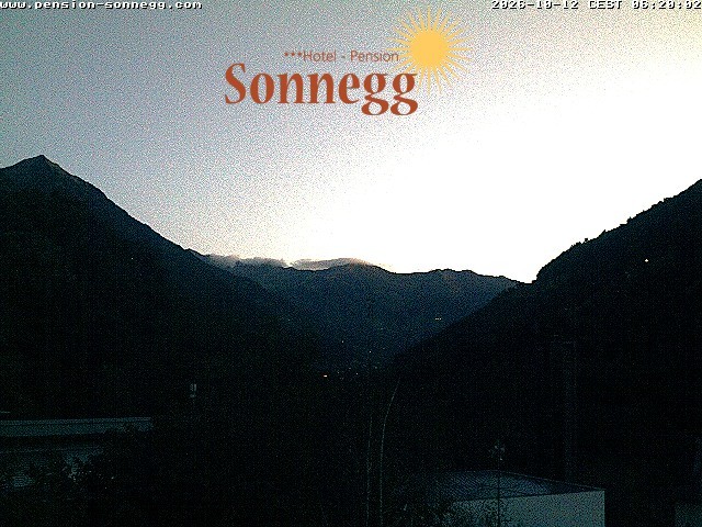 Archiv Foto Webcam Saltaus bei Meran: Hotel Sonnegg