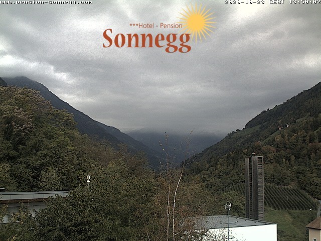 Archiv Foto Webcam Saltaus bei Meran: Hotel Sonnegg