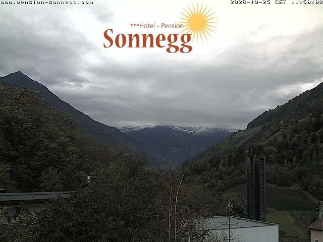 Archiv Foto Webcam Saltaus bei Meran: Hotel Sonnegg