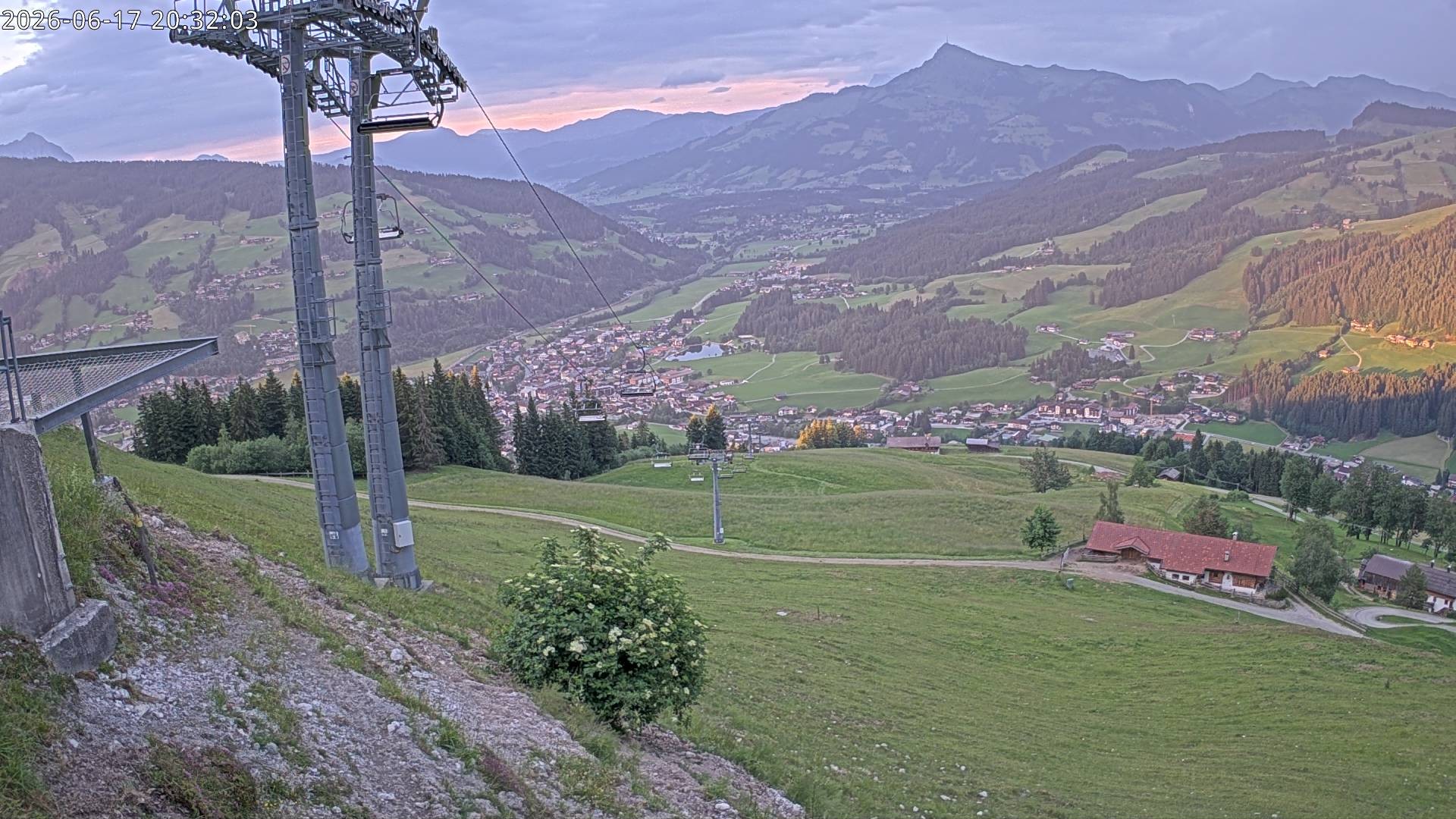 Archived image Webcam Gaisberg mountain station