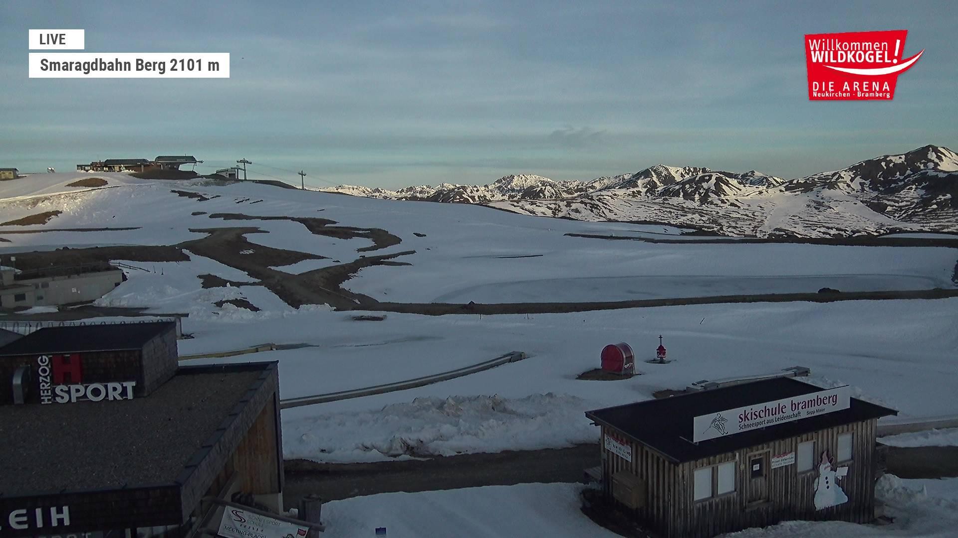 Archiv Foto Webcam Bergstation Smaragdbahn (Wildkogel-Arena)