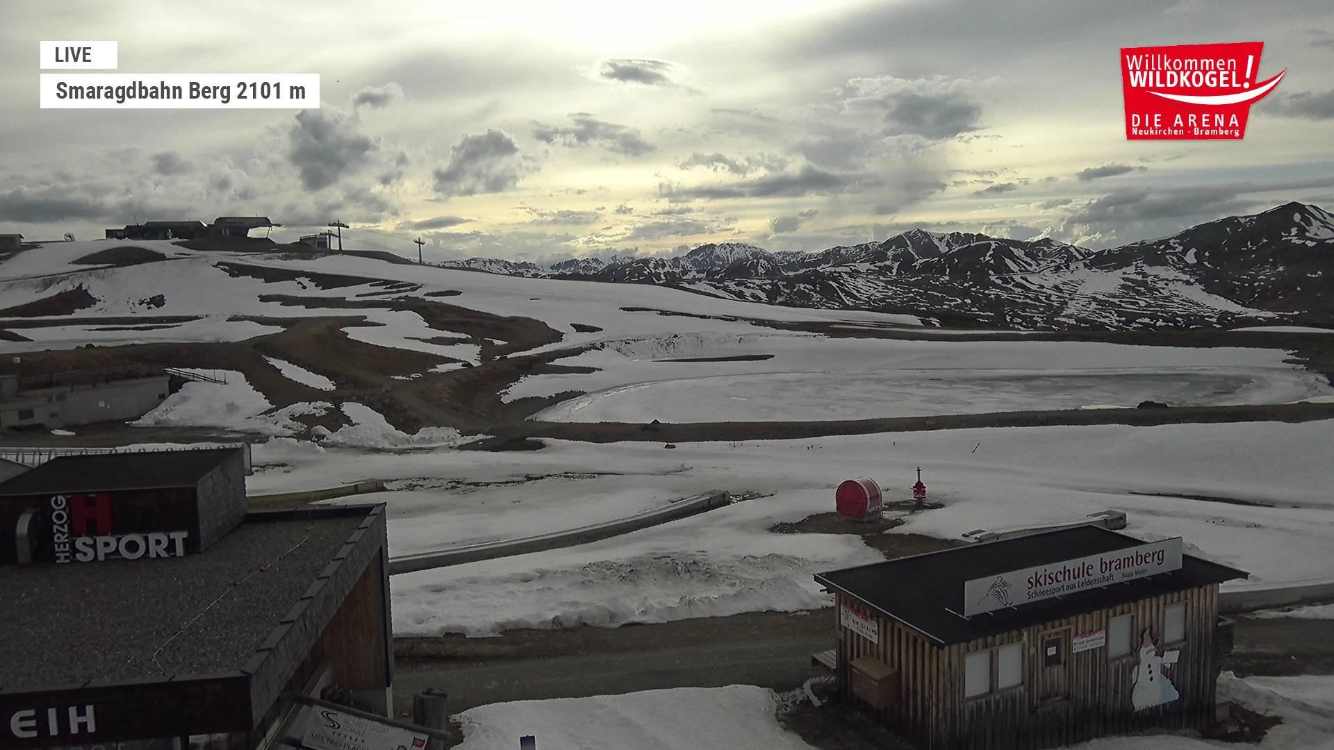 Archiv Foto Webcam Bergstation Smaragdbahn (Wildkogel-Arena)