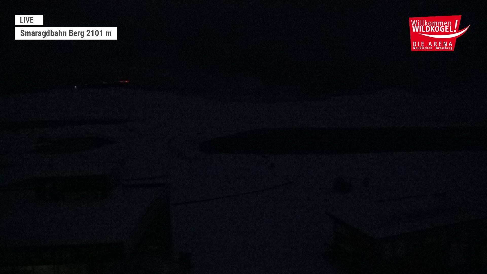 Archived image Webcam Top station Smaragdbahn gondola