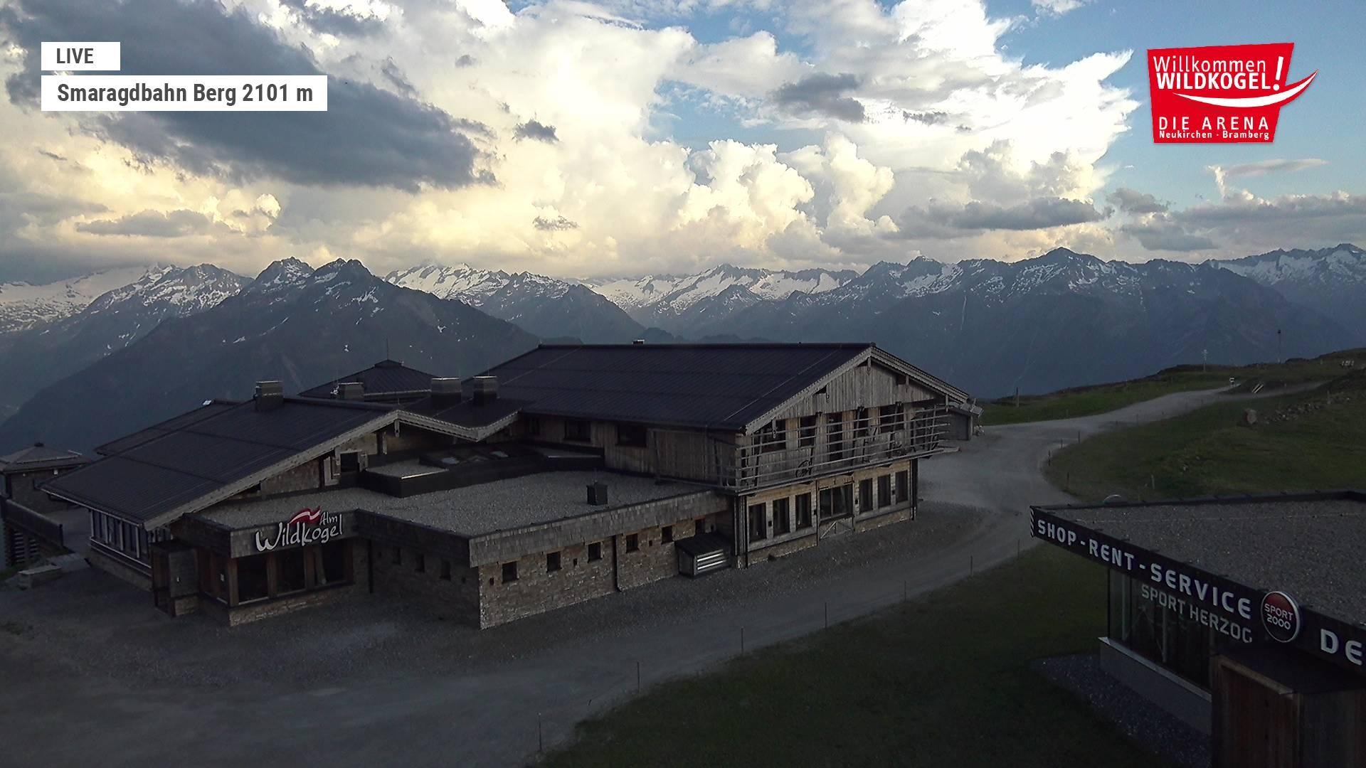 Archiv Foto Webcam Bergstation Smaragdbahn (Wildkogel-Arena)