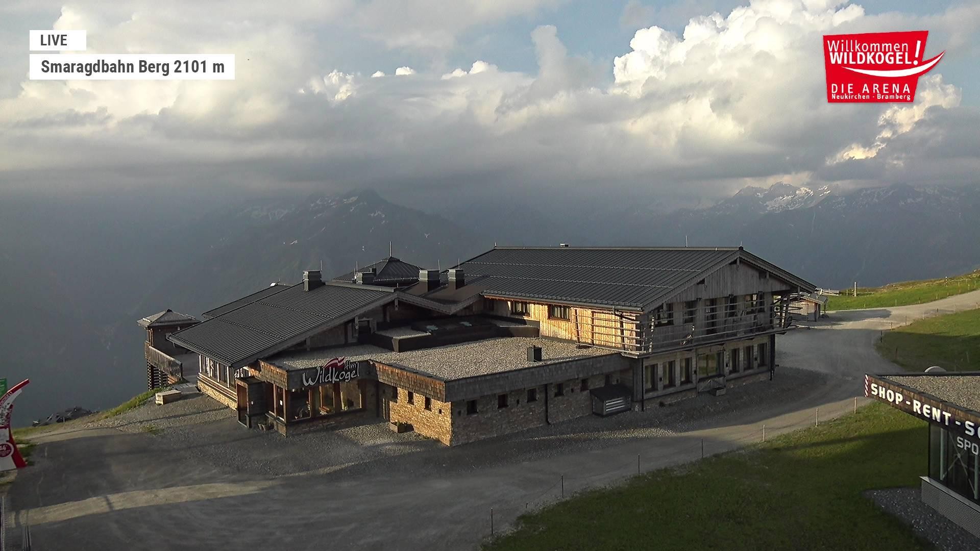 Archiv Foto Webcam Bergstation Smaragdbahn (Wildkogel-Arena)