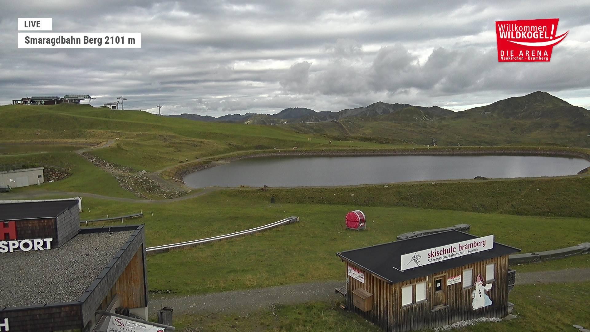 Archived image Webcam Top station Smaragdbahn gondola