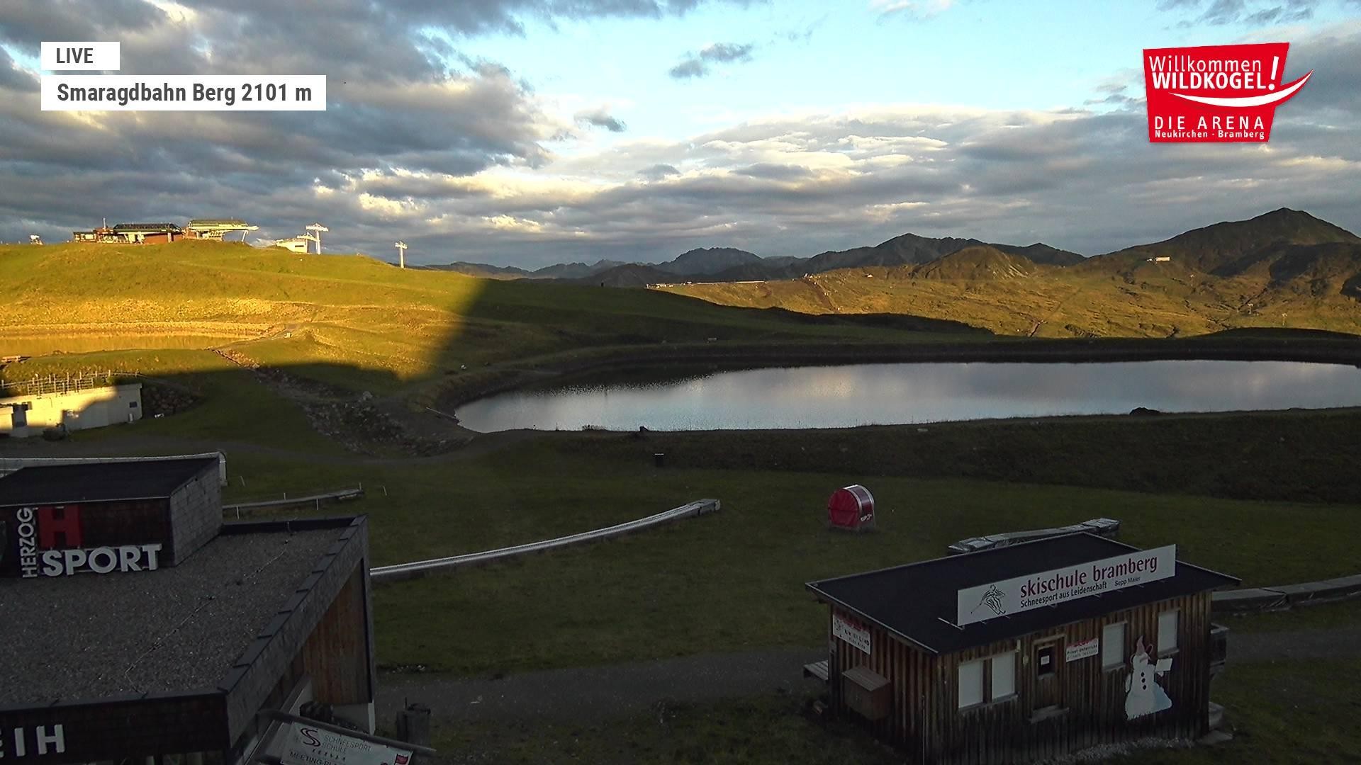 Archiv Foto Webcam Bergstation Smaragdbahn (Wildkogel-Arena)