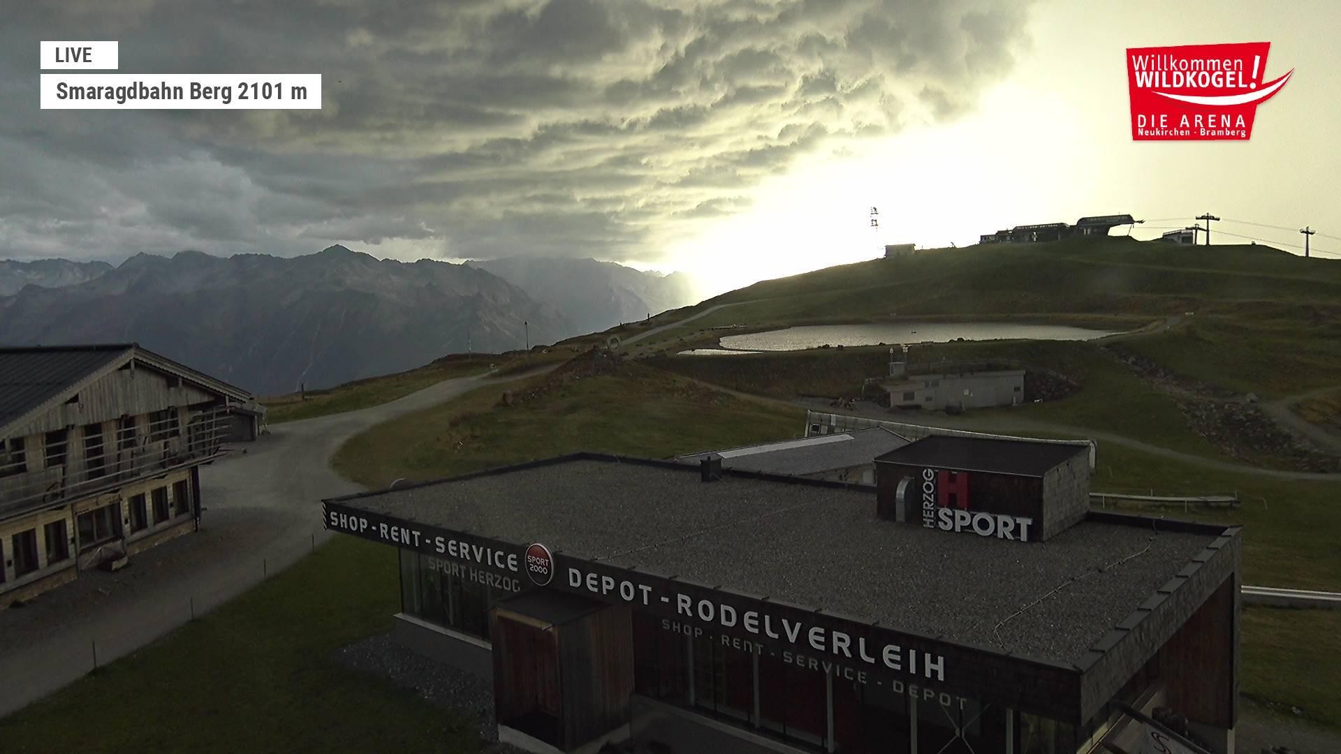 Archiv Foto Webcam Bergstation Smaragdbahn (Wildkogel-Arena)