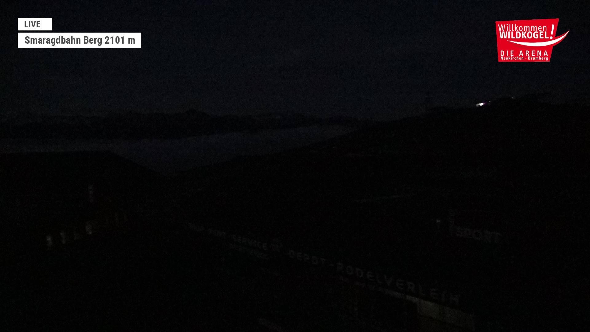 Archived image Webcam Top station Smaragdbahn gondola
