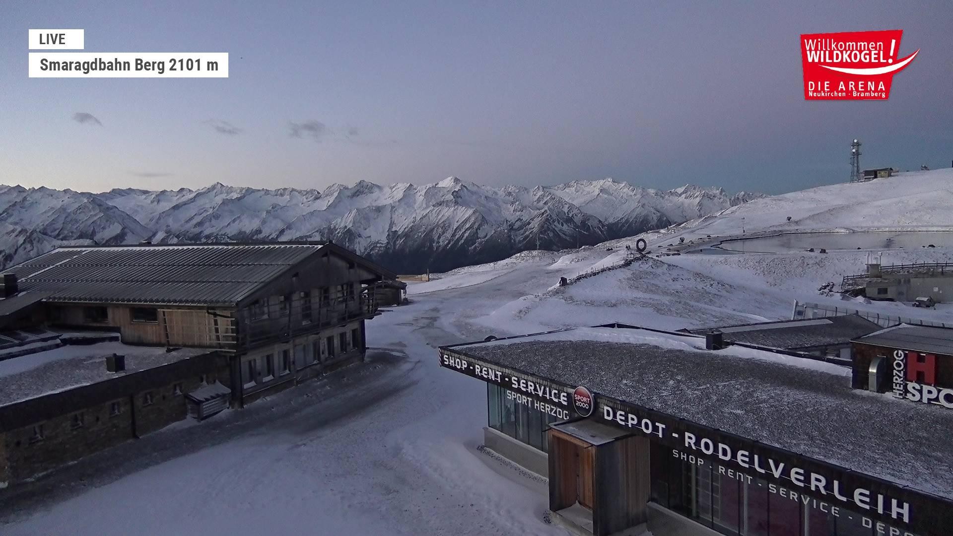 Archiv Foto Webcam Bergstation Smaragdbahn (Wildkogel-Arena)
