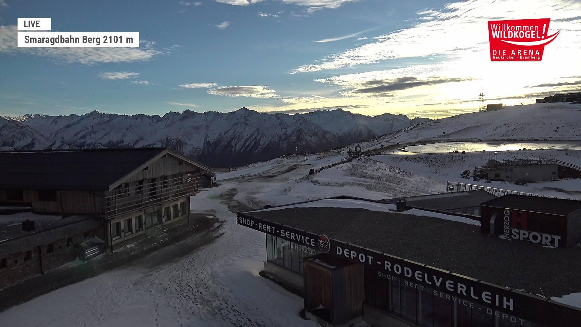Archiv Foto Webcam Bergstation Smaragdbahn (Wildkogel-Arena)
