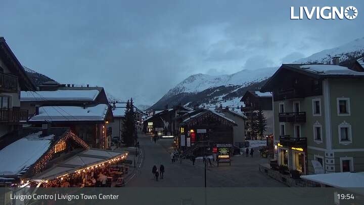 Archived image Webcam Livigno: town center