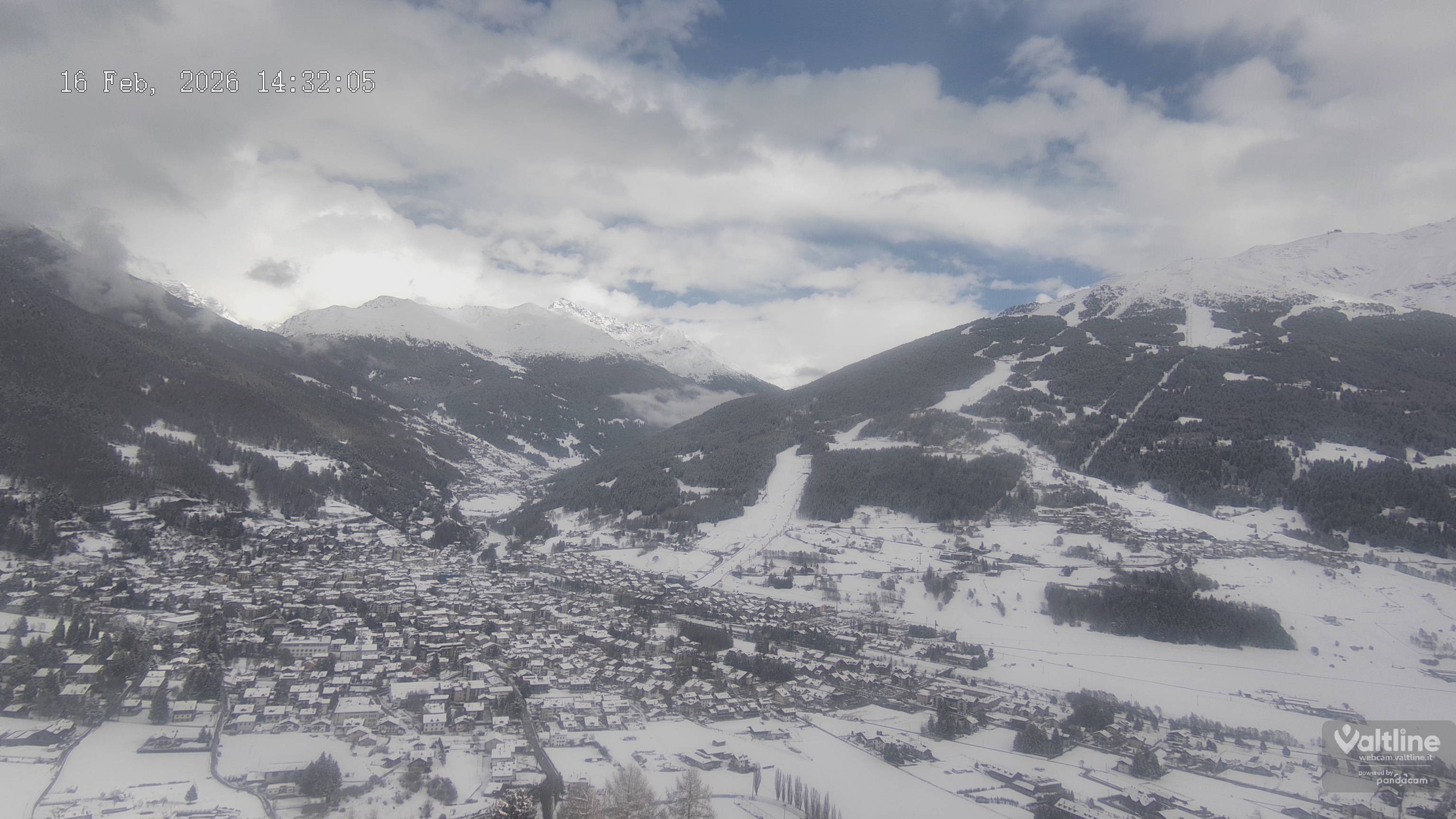 Archiv Foto Webcam Panoramablick Bormio, Lombardei