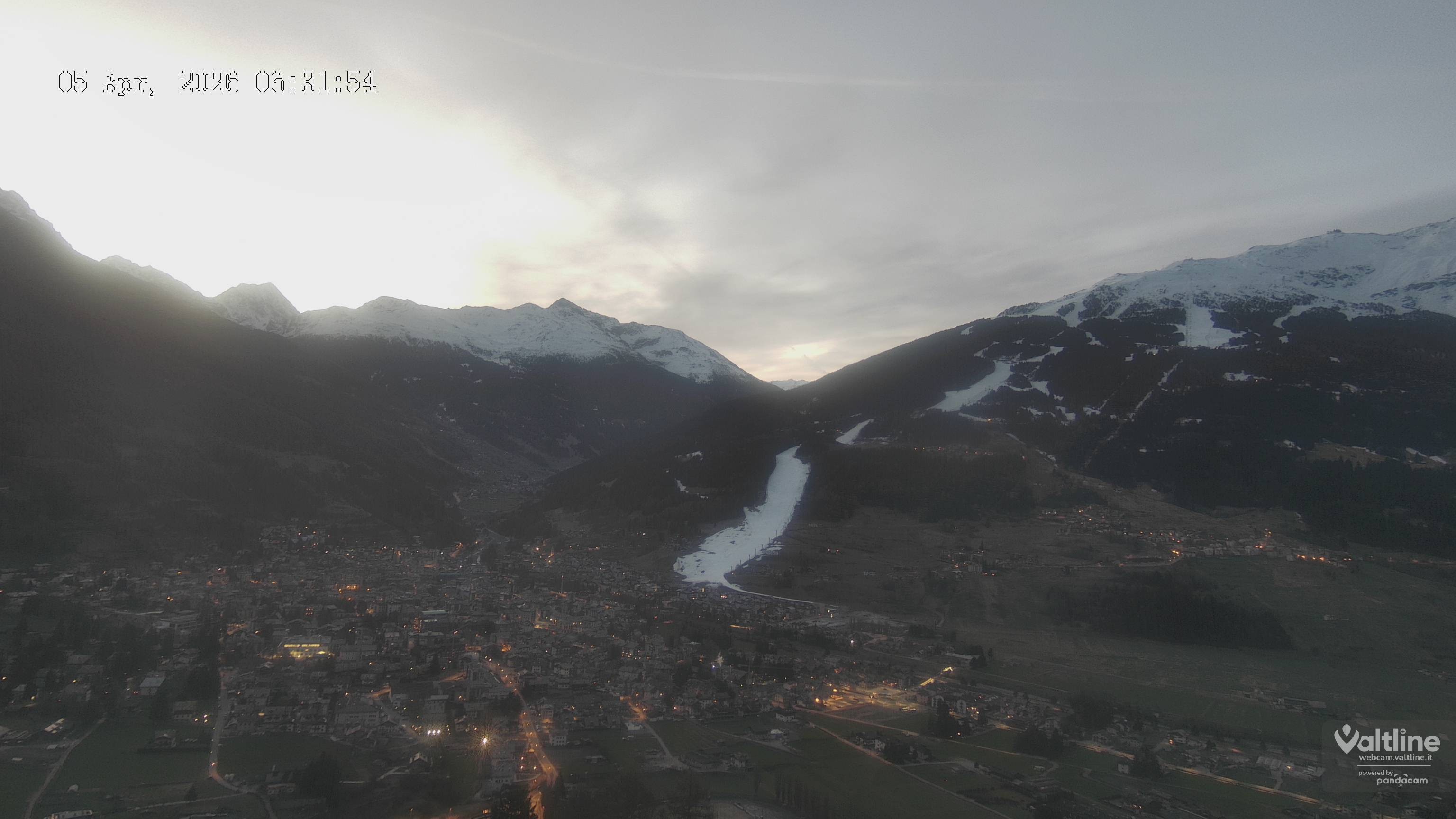 Archiv Foto Webcam Panoramablick Bormio, Lombardei