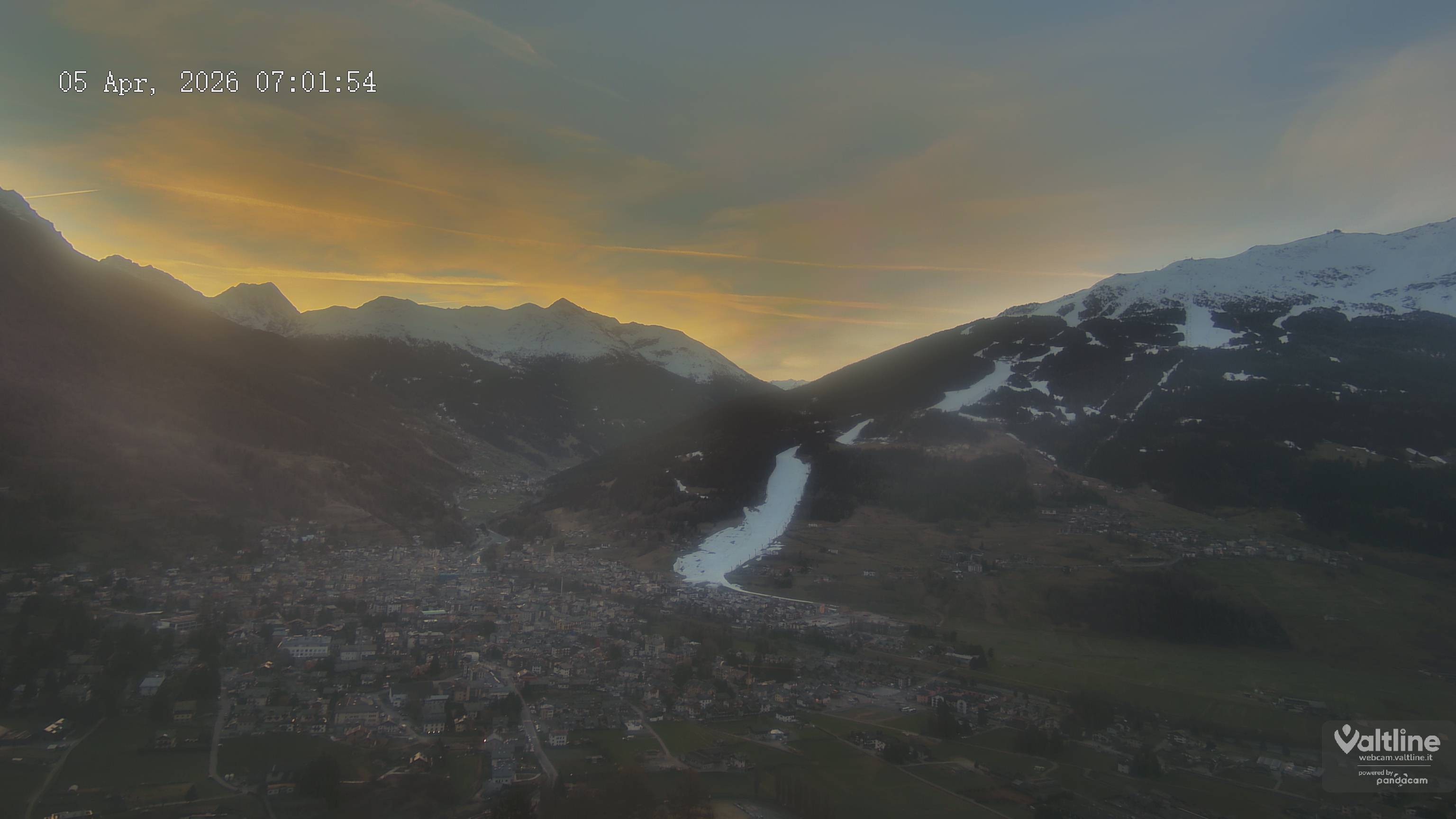 Archiv Foto Webcam Panoramablick Bormio, Lombardei