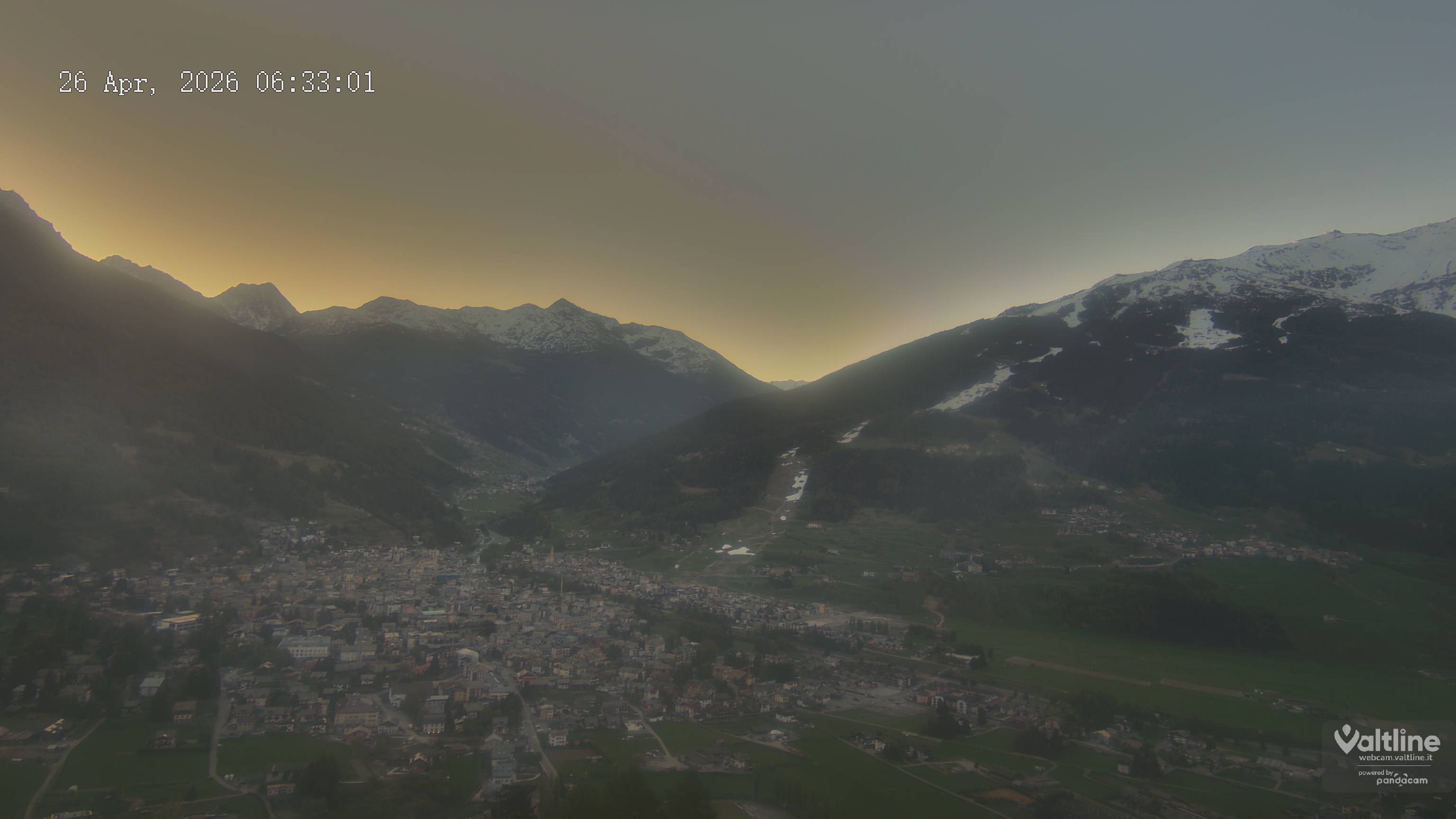 Archiv Foto Webcam Panoramablick Bormio, Lombardei