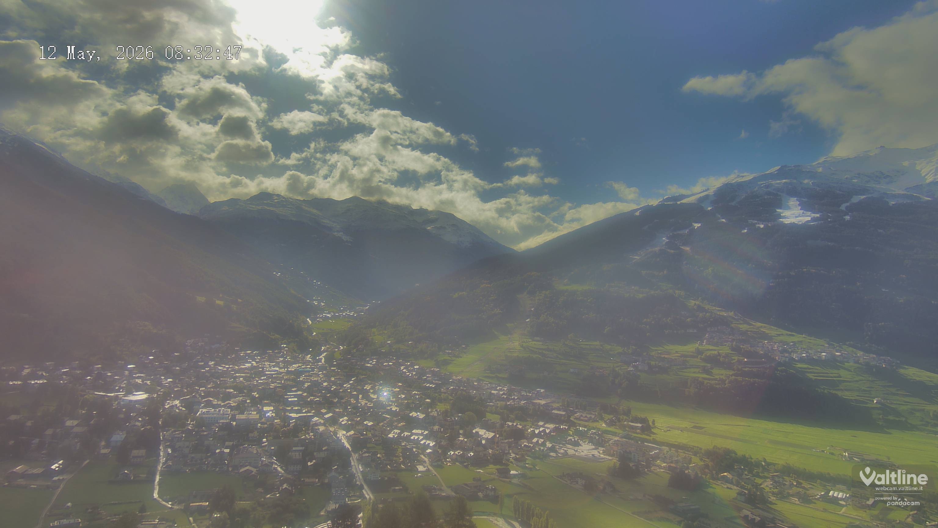 Archiv Foto Webcam Panoramablick Bormio, Lombardei