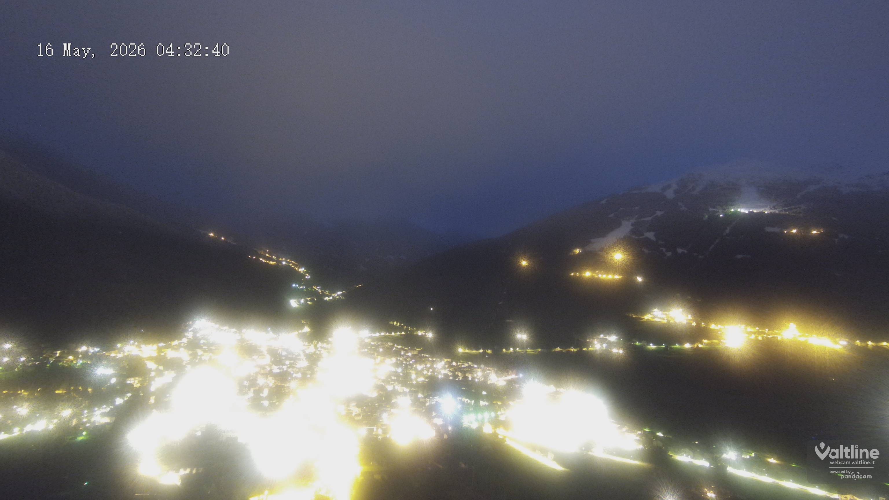 Archiv Foto Webcam Panoramablick Bormio, Lombardei