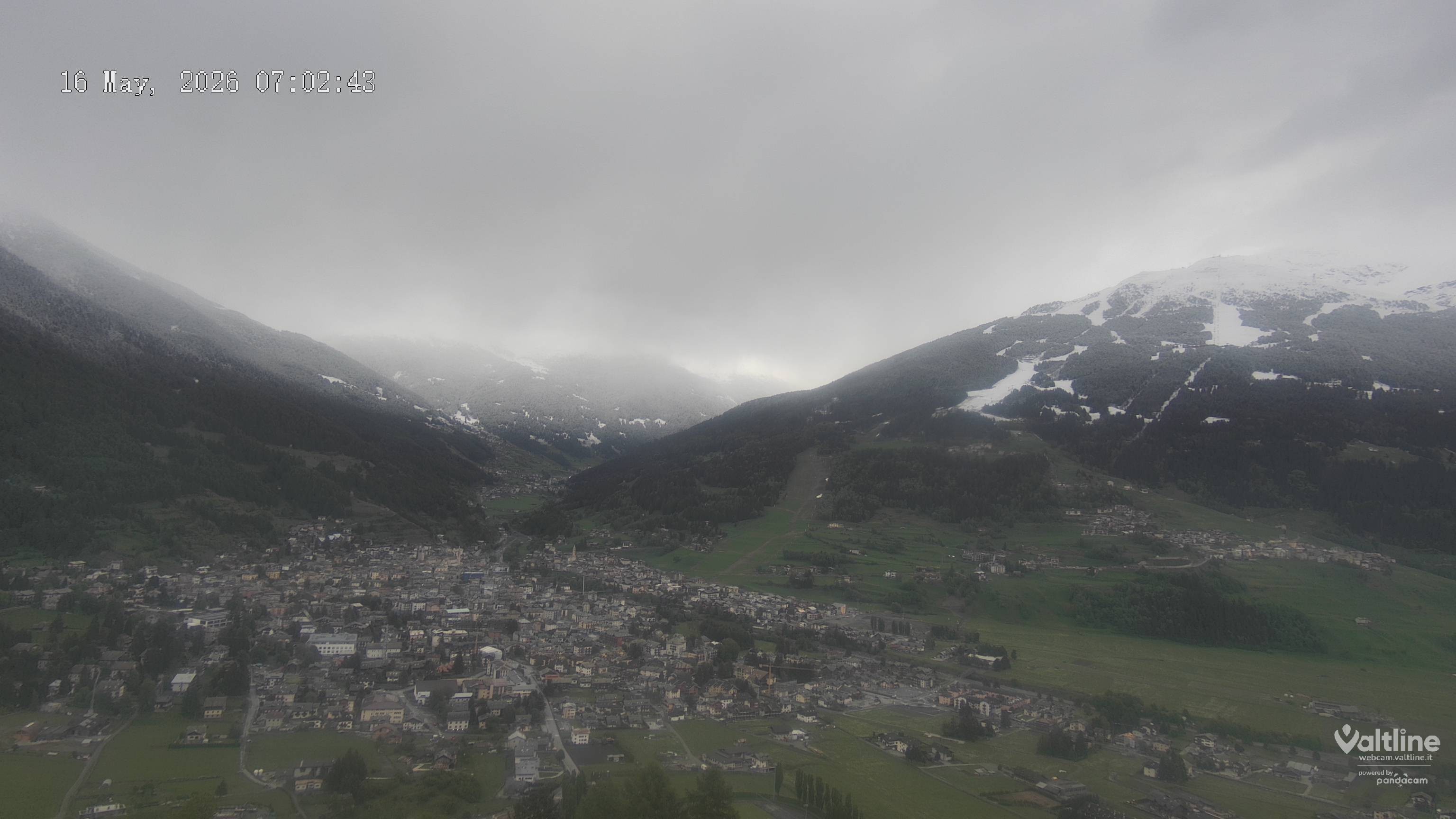 Archiv Foto Webcam Panoramablick Bormio, Lombardei