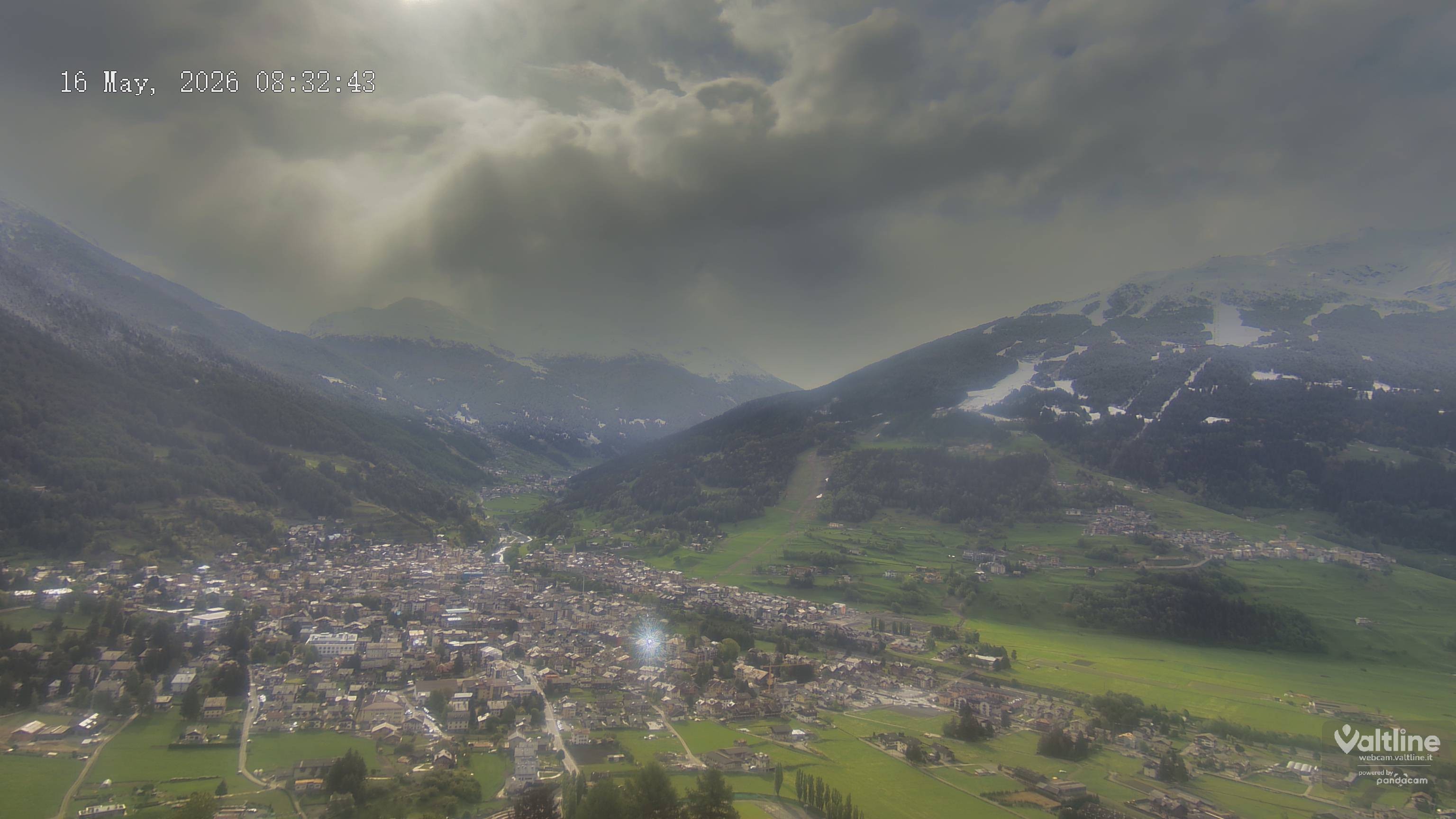 Archiv Foto Webcam Panoramablick Bormio, Lombardei