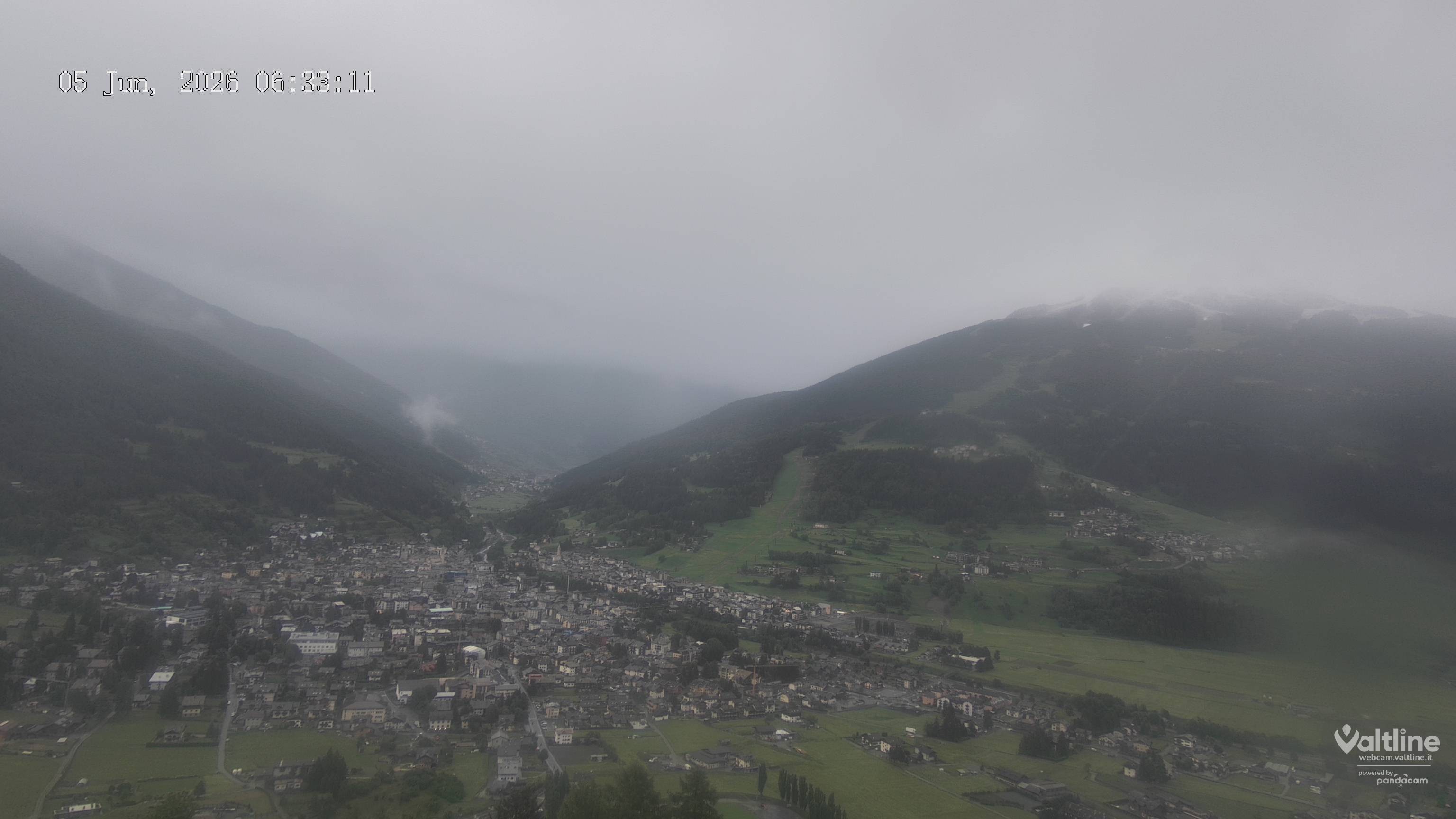 Archiv Foto Webcam Panoramablick Bormio, Lombardei
