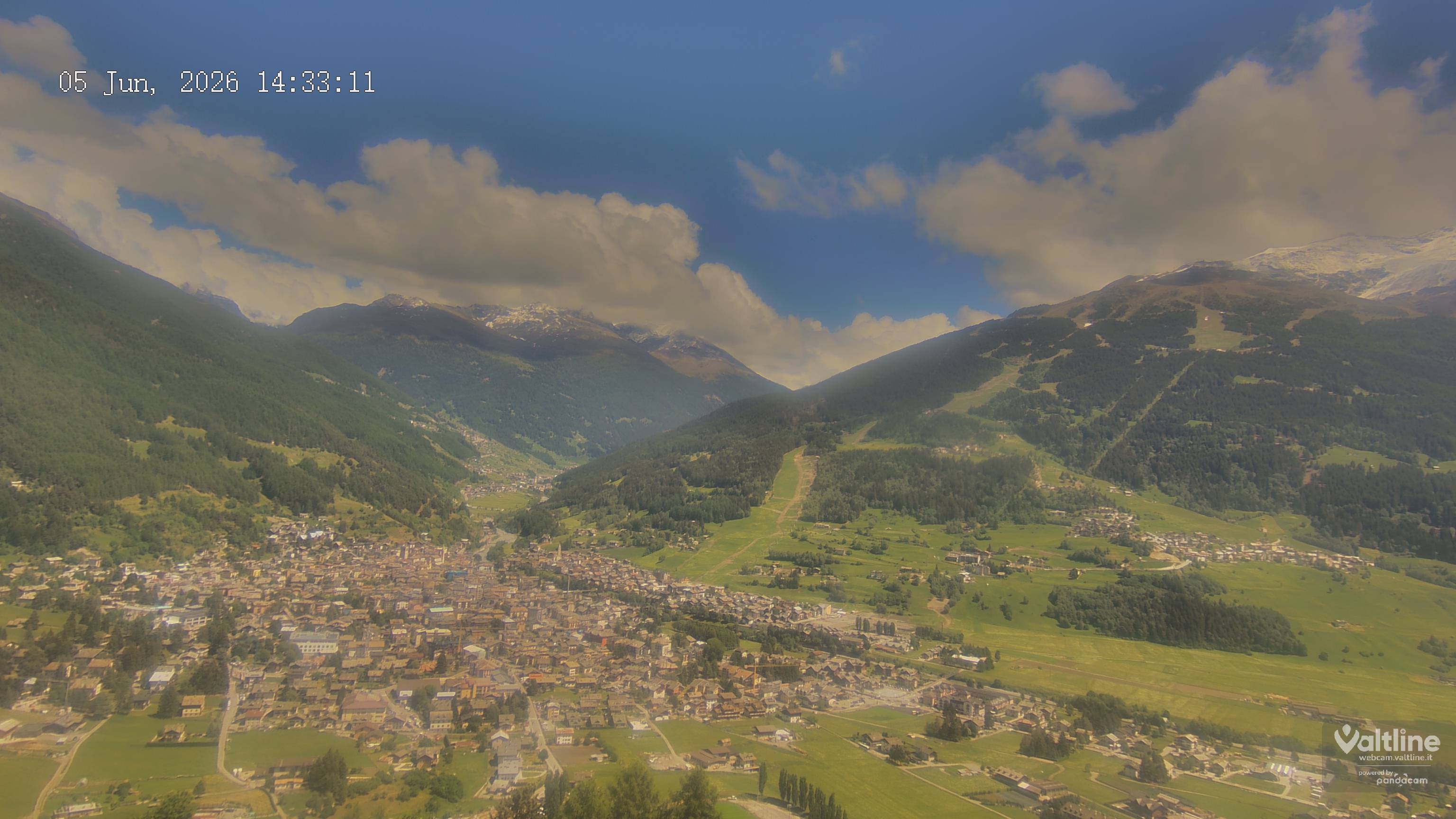 Archiv Foto Webcam Panoramablick Bormio, Lombardei