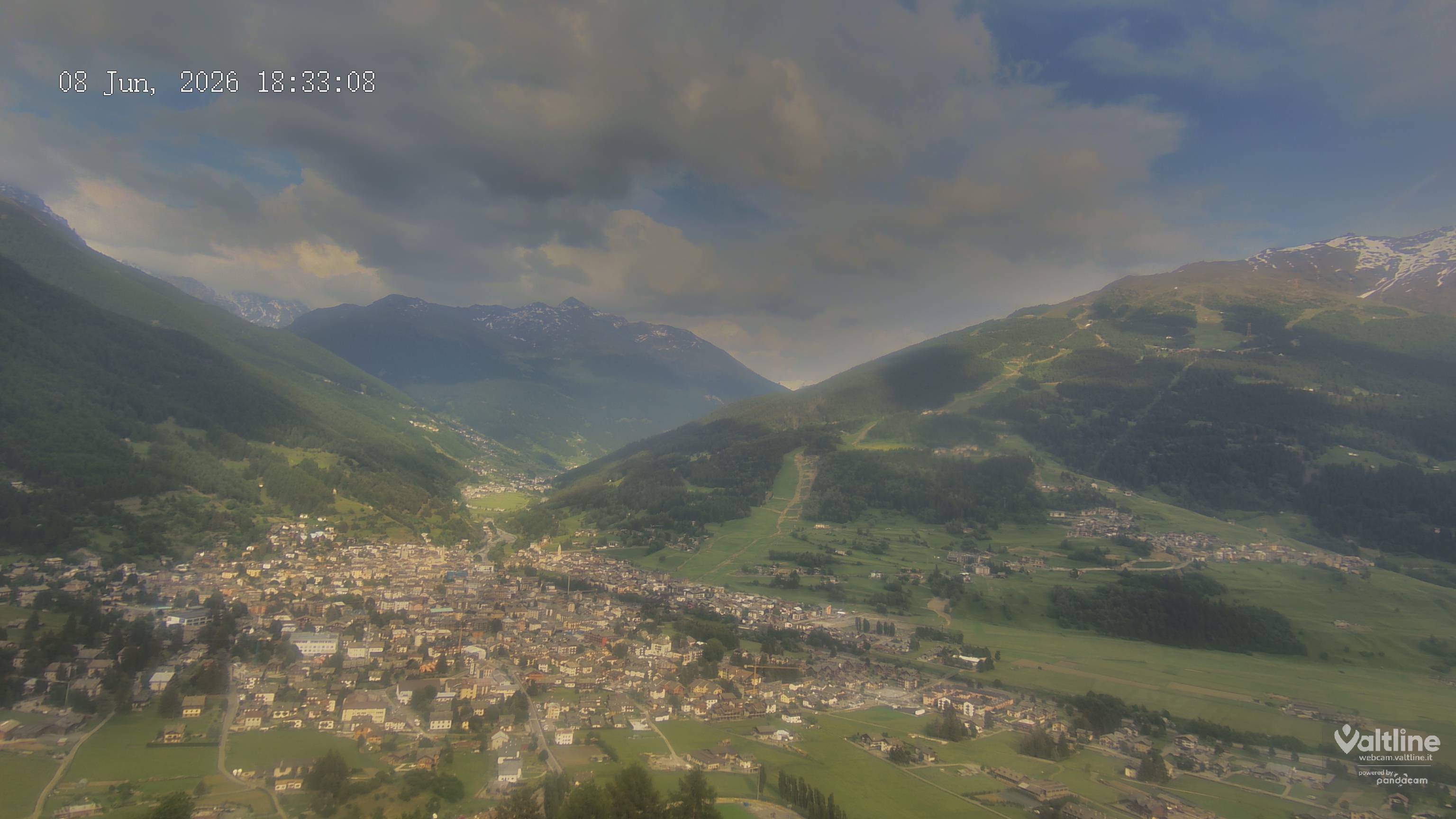 Archiv Foto Webcam Panoramablick Bormio, Lombardei
