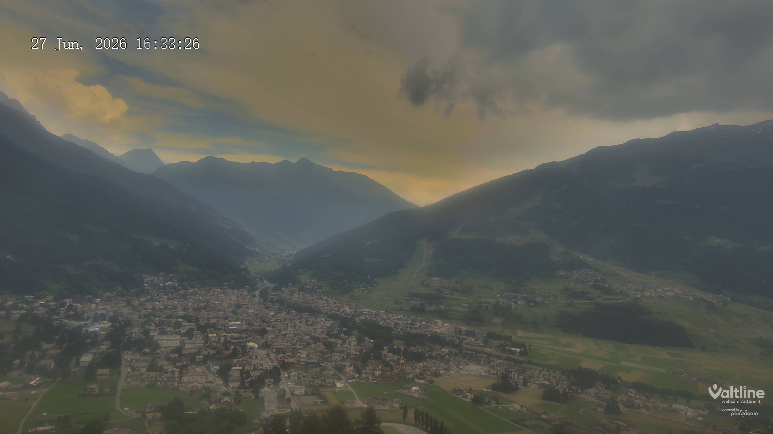 Archiv Foto Webcam Panoramablick Bormio, Lombardei