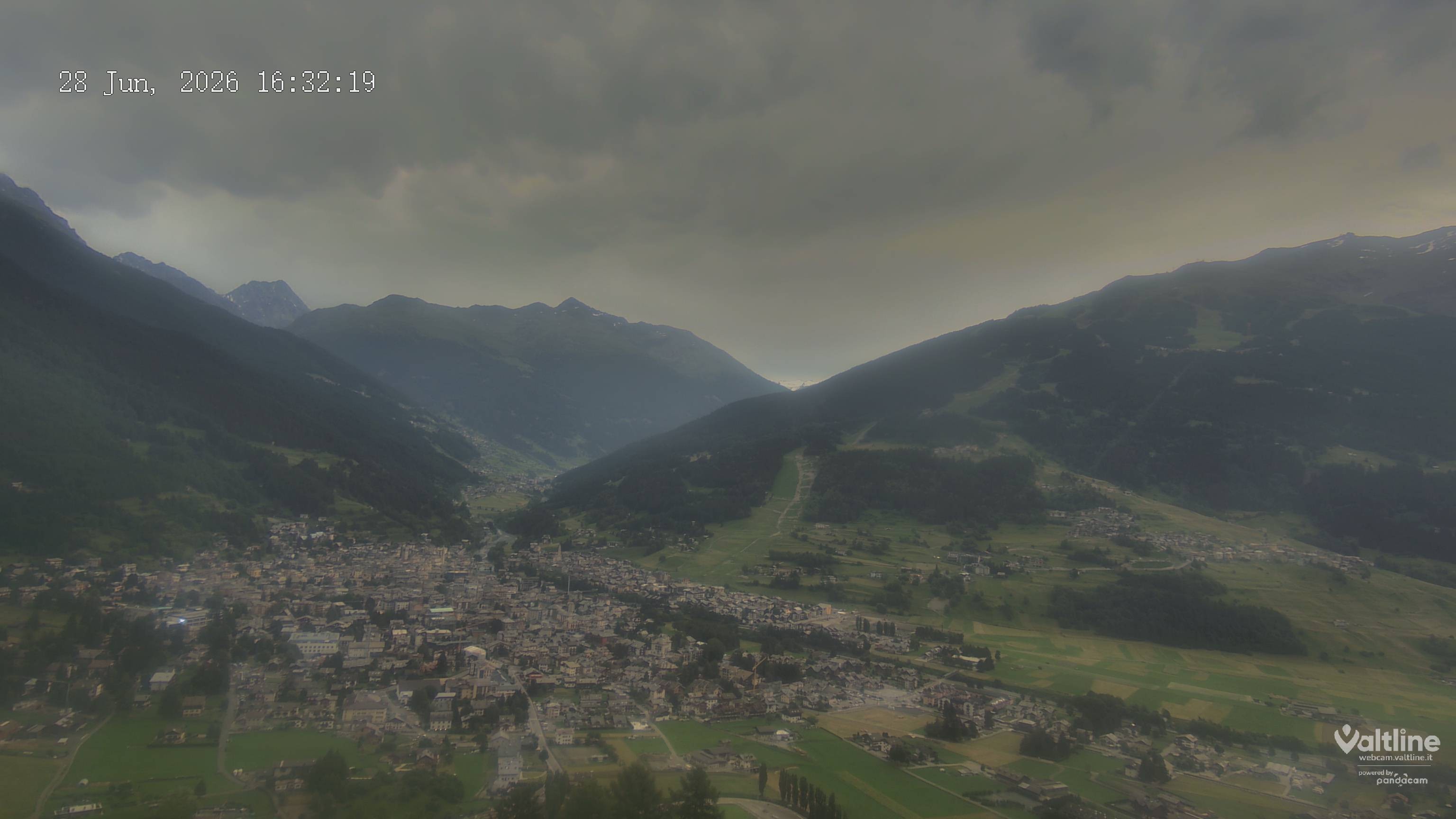 Archiv Foto Webcam Panoramablick Bormio, Lombardei