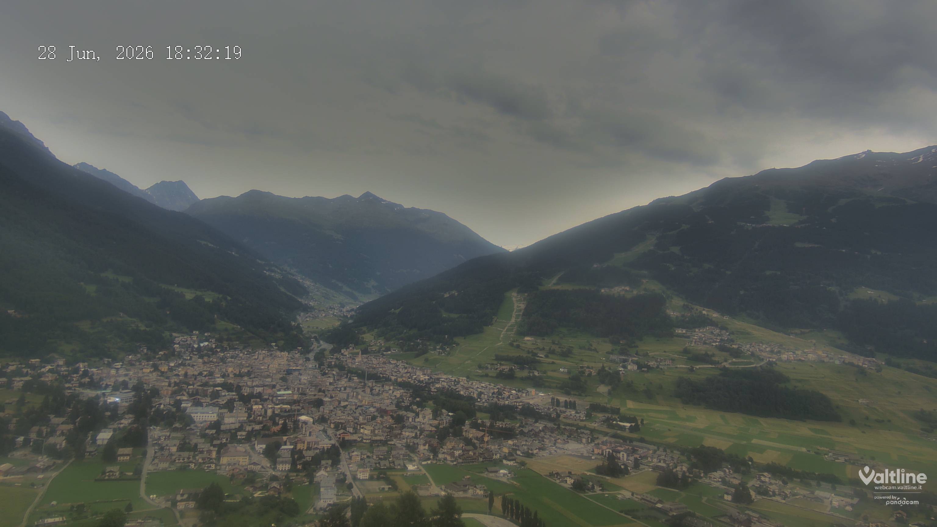 Archiv Foto Webcam Panoramablick Bormio, Lombardei