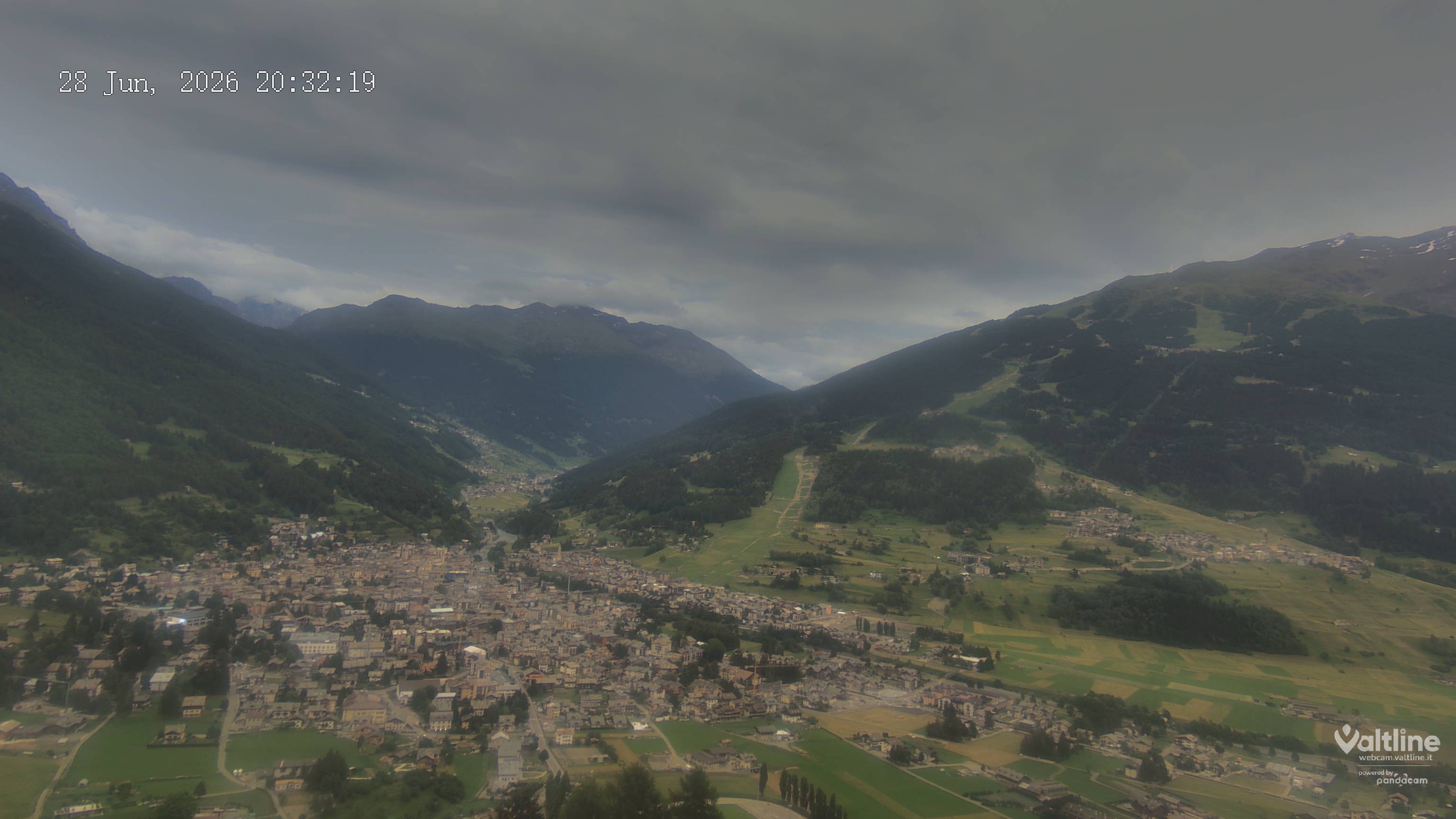 Archiv Foto Webcam Panoramablick Bormio, Lombardei
