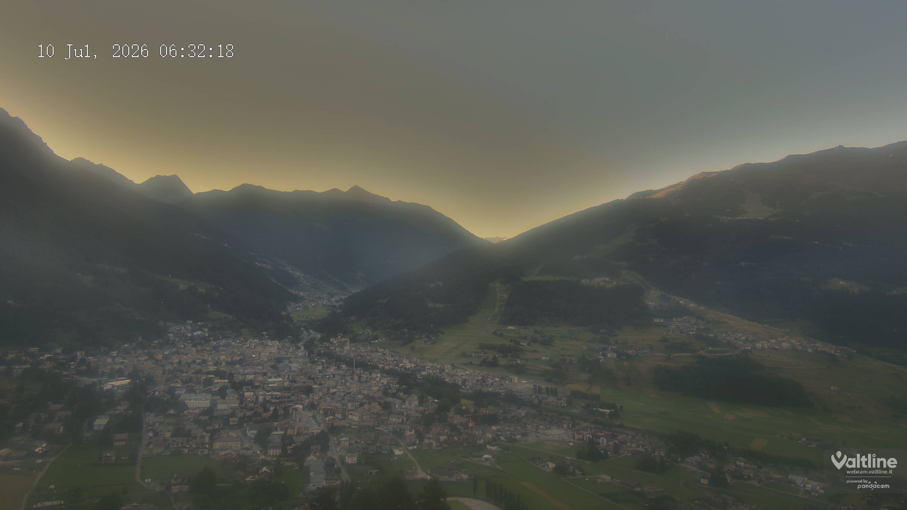 Archiv Foto Webcam Panoramablick Bormio, Lombardei