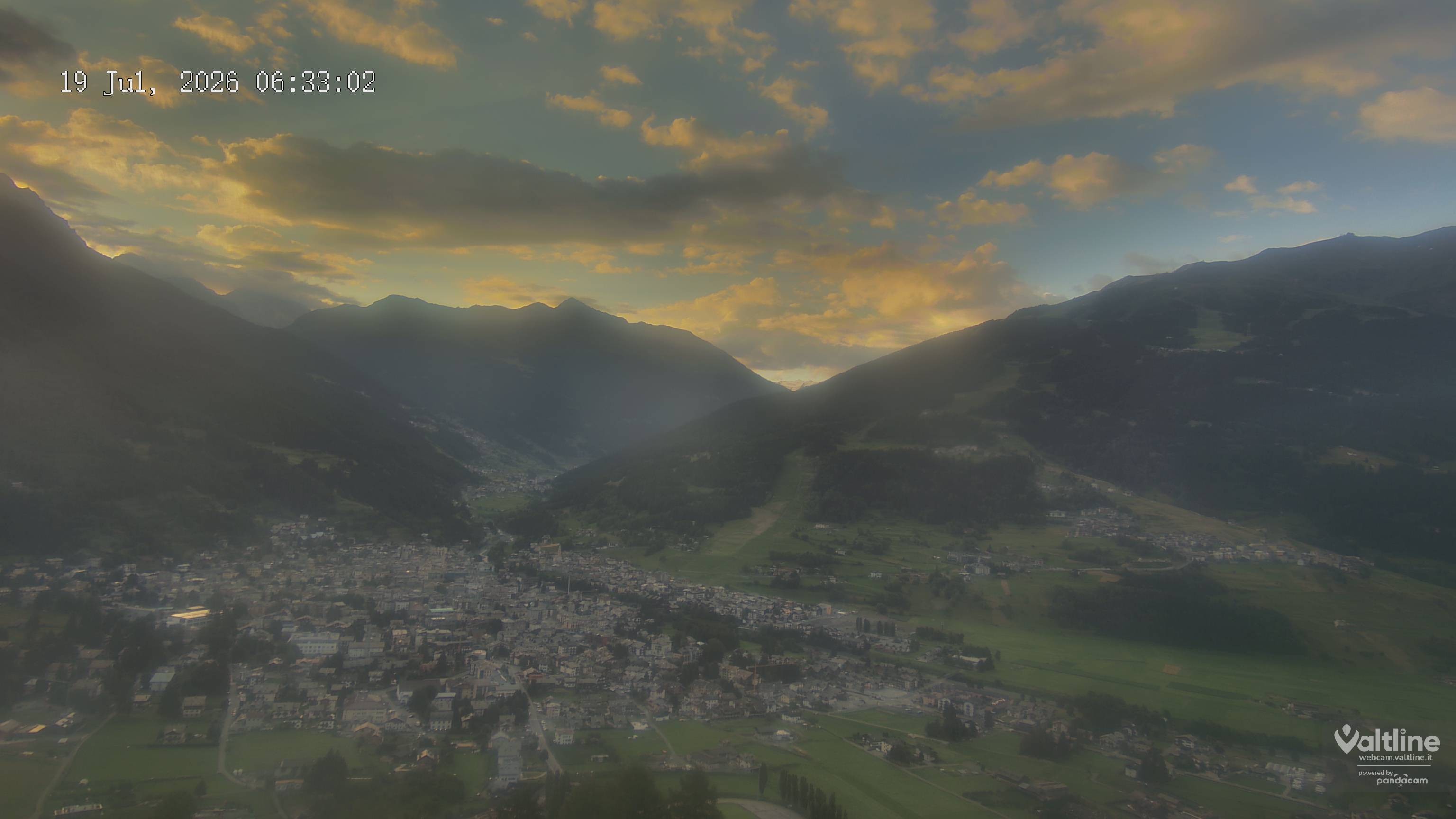 Archiv Foto Webcam Panoramablick Bormio, Lombardei