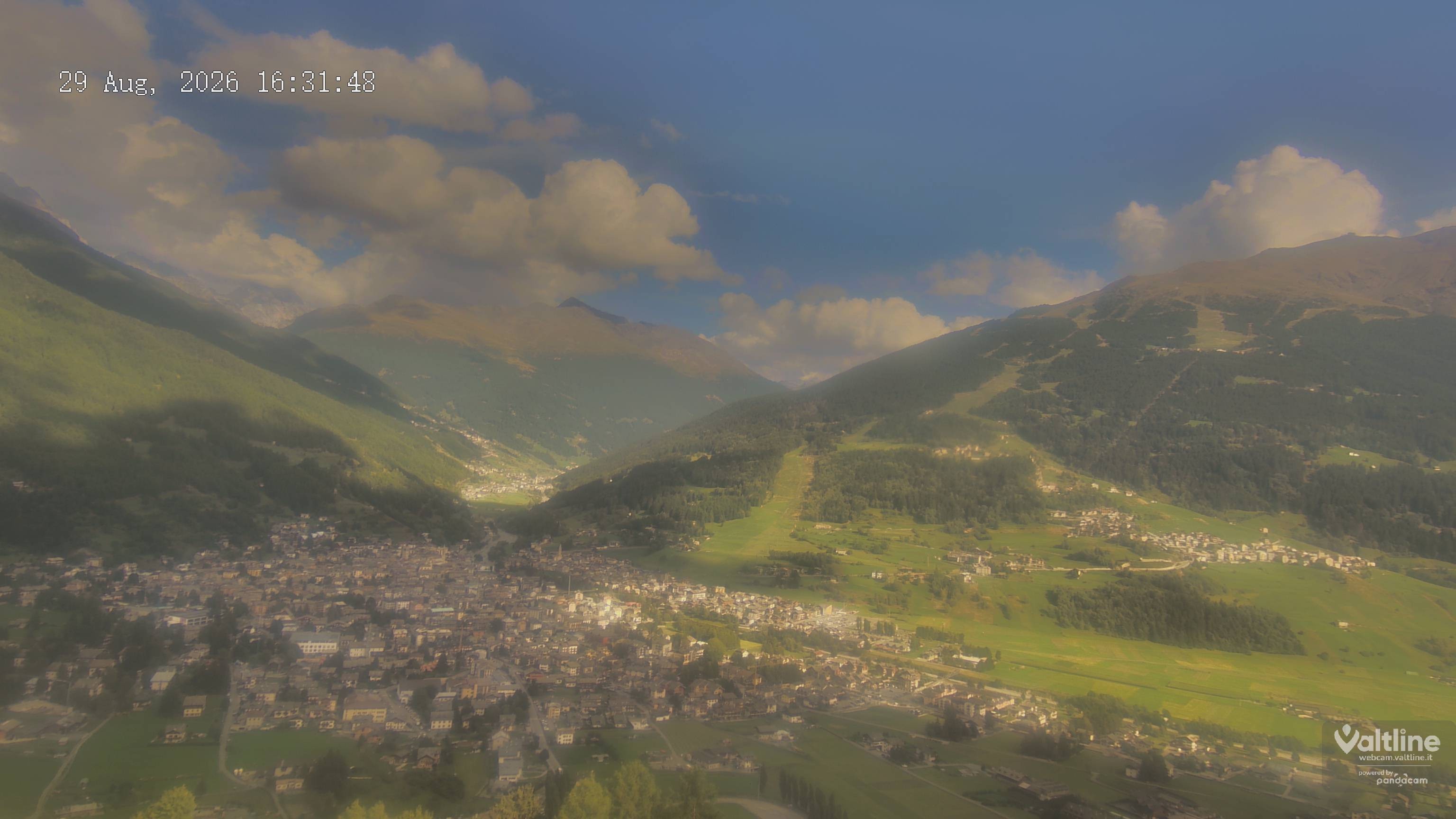 Archiv Foto Webcam Panoramablick Bormio, Lombardei