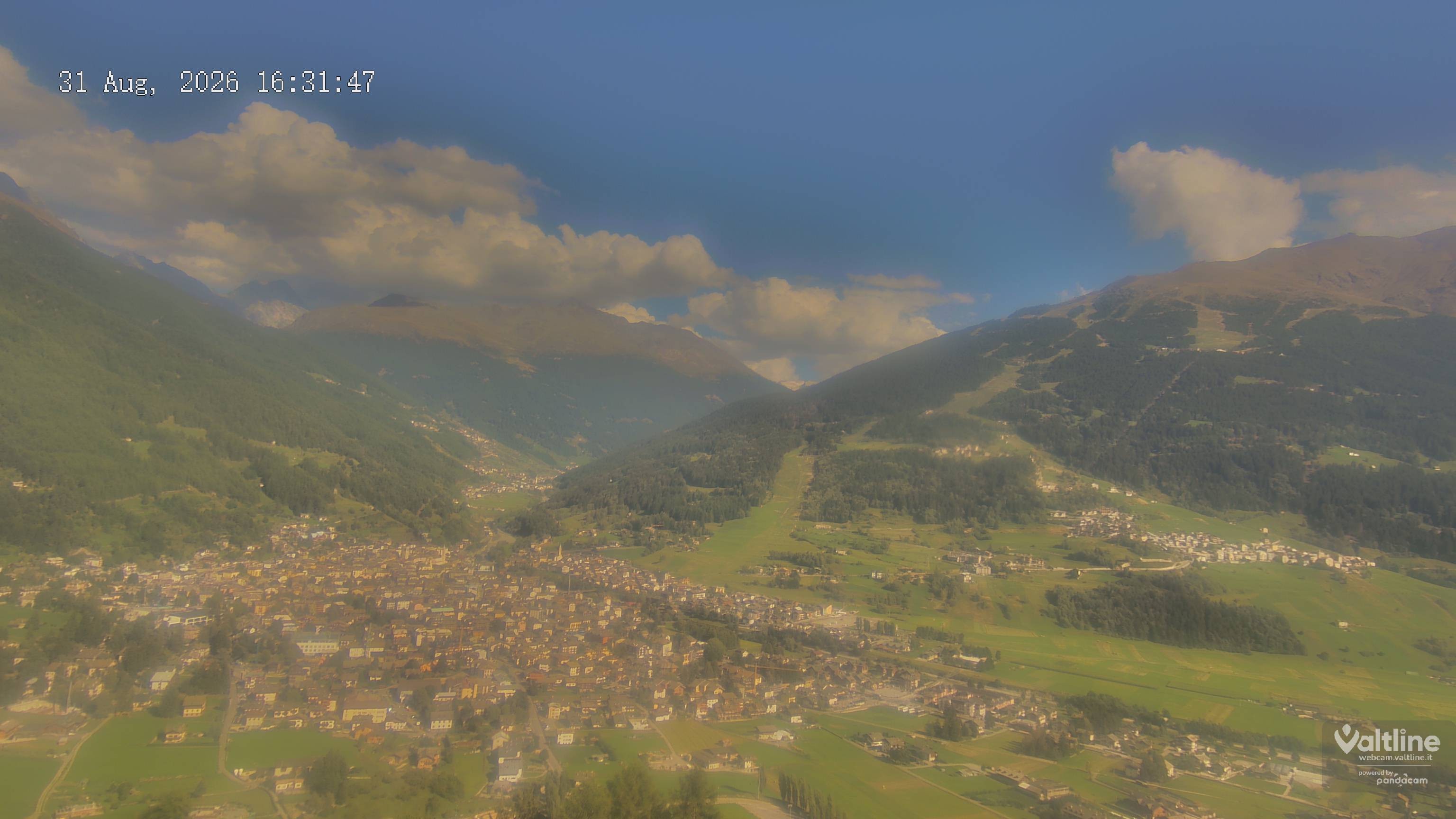 Archiv Foto Webcam Panoramablick Bormio, Lombardei