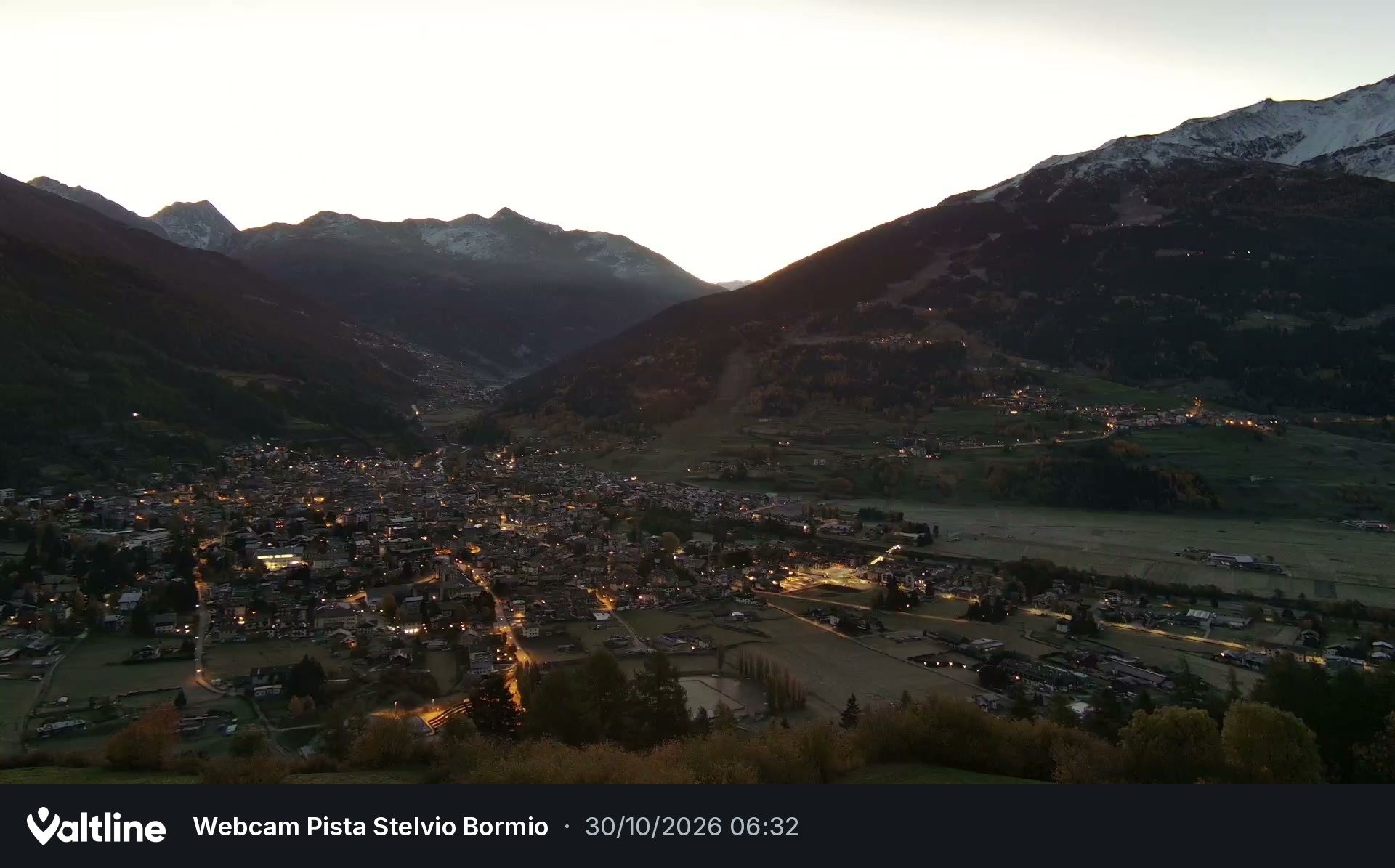 Archived image Webcam panoramic view of Bormio, Lombardia