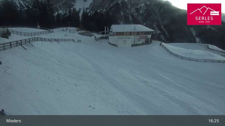 Archived image Webcam Mieders - panoramic view of mountain station Koppeneck