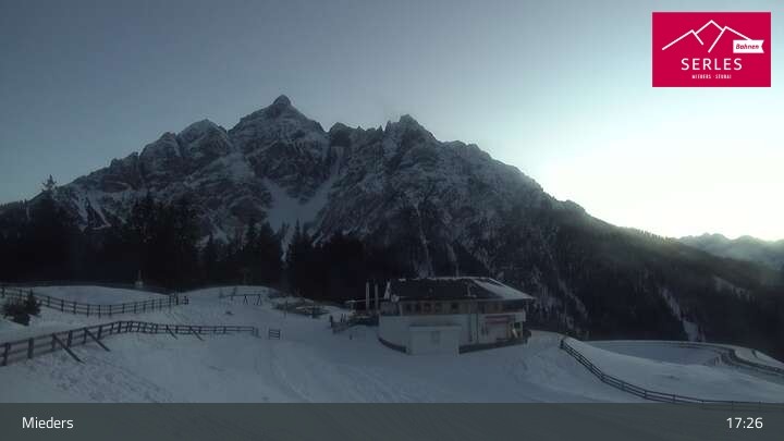 Archiv Foto Webcam Mieders: Rundblick von Bergstation Koppeneck