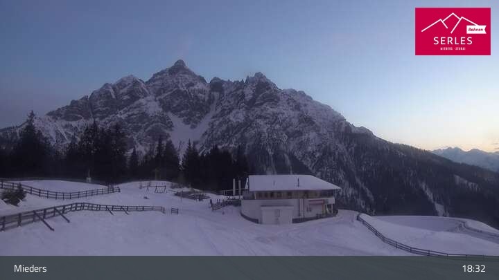 Archiv Foto Webcam Mieders: Rundblick von Bergstation Koppeneck