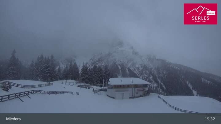 Archiv Foto Webcam Mieders: Rundblick von Bergstation Koppeneck