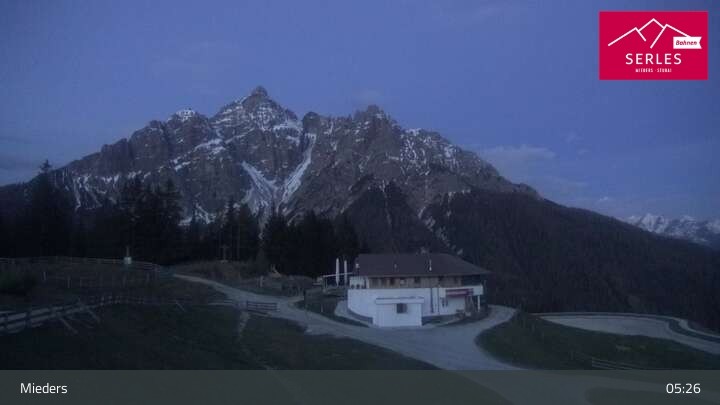 Archiv Foto Webcam Mieders: Rundblick von Bergstation Koppeneck