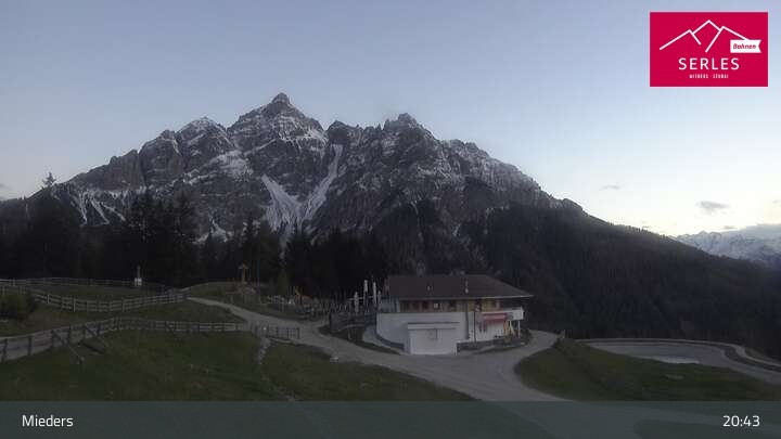 Archiv Foto Webcam Mieders: Rundblick von Bergstation Koppeneck