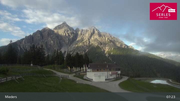 Archiv Foto Webcam Mieders: Rundblick von Bergstation Koppeneck