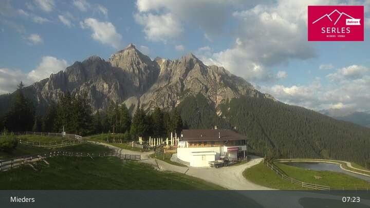 Archiv Foto Webcam Mieders: Rundblick von Bergstation Koppeneck
