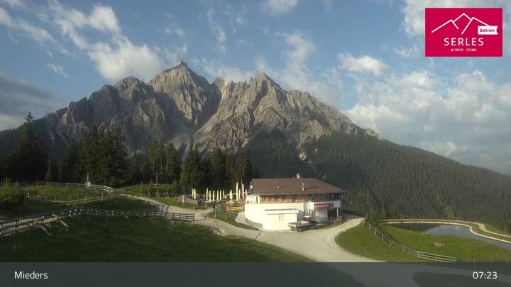 Archiv Foto Webcam Mieders: Rundblick von Bergstation Koppeneck