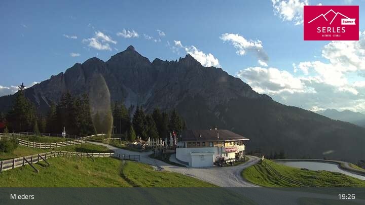 Archiv Foto Webcam Mieders: Rundblick von Bergstation Koppeneck